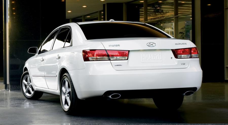  Hyundai Sonata 2005 года  (фото 5 из 22)